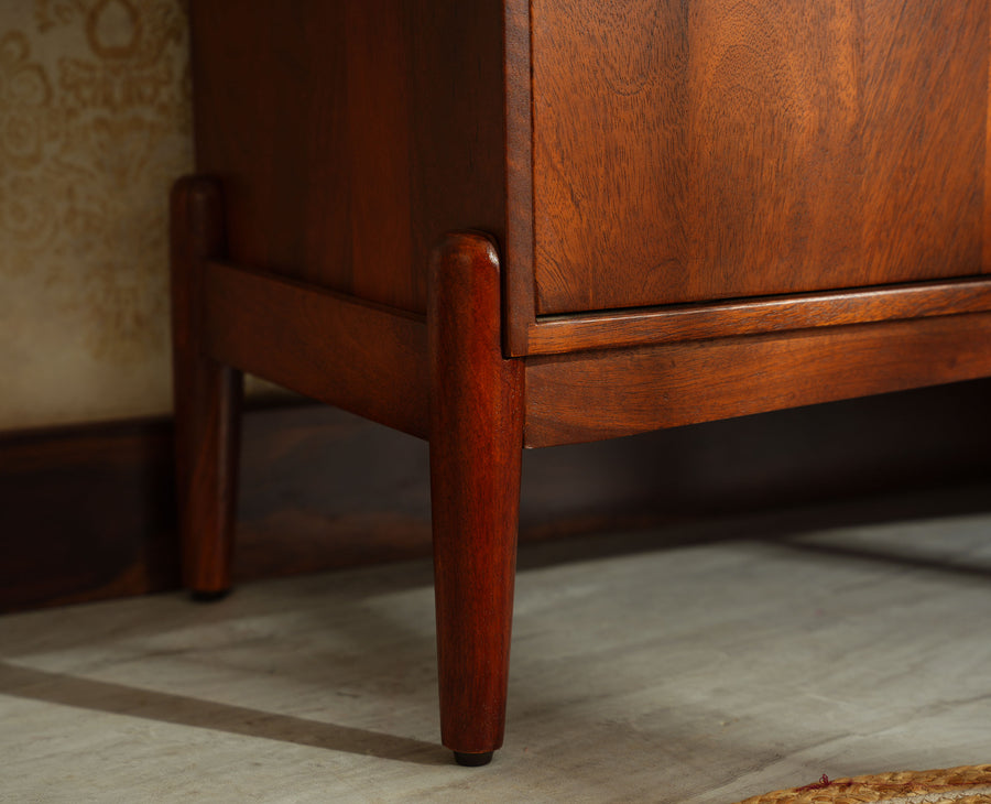 Wellington Solid Wood Bar Cabinet - Bar Cabinet - Furniselan- Brown Finish