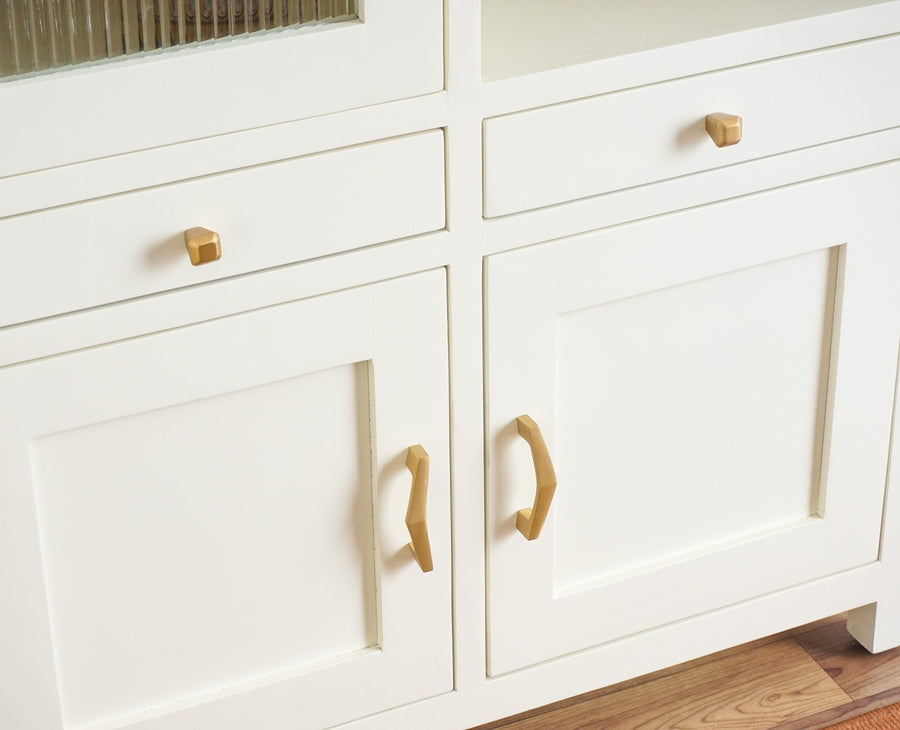 Alexandria Solid Wood Bar Cabinet Furniselan - Frosty White