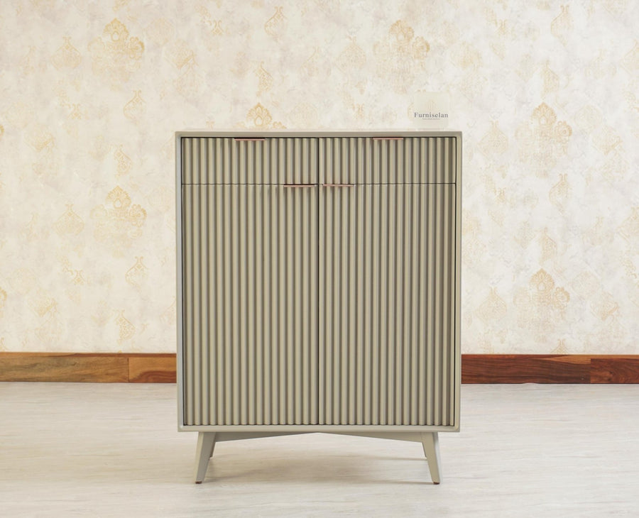 Bengaluru Solid Wood Shoe Rack Cabinet - Sideboard - Furniselan Cool-Grey