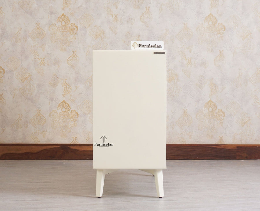 Bengaluru Solid Wood Two Door Cabinet Sideboard - Sideboard - Furniselan Frosty White