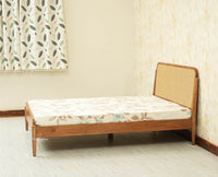 Maui Wooden Queen Size Bed Natural Oak Finish