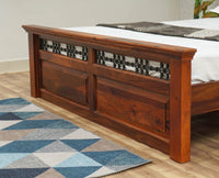Sweden Solid Wood Queen Size Bed Furniselan-Maple-Finish