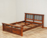 Sweden Solid Wood Queen Size Bed Furniselan-Maple-Finish